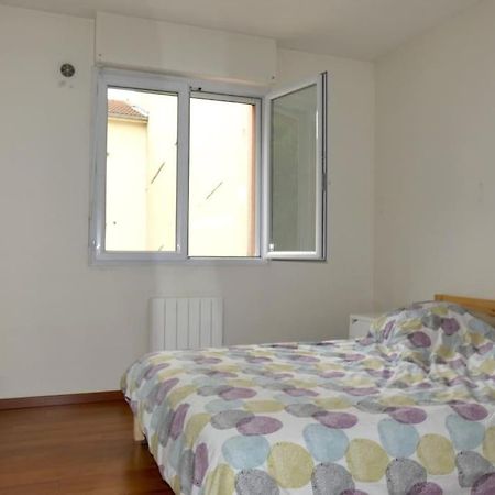 Appartement F3, 2 Chambres 이브리쉬르센 외부 사진